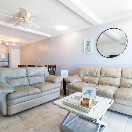 Aqua Villa 404